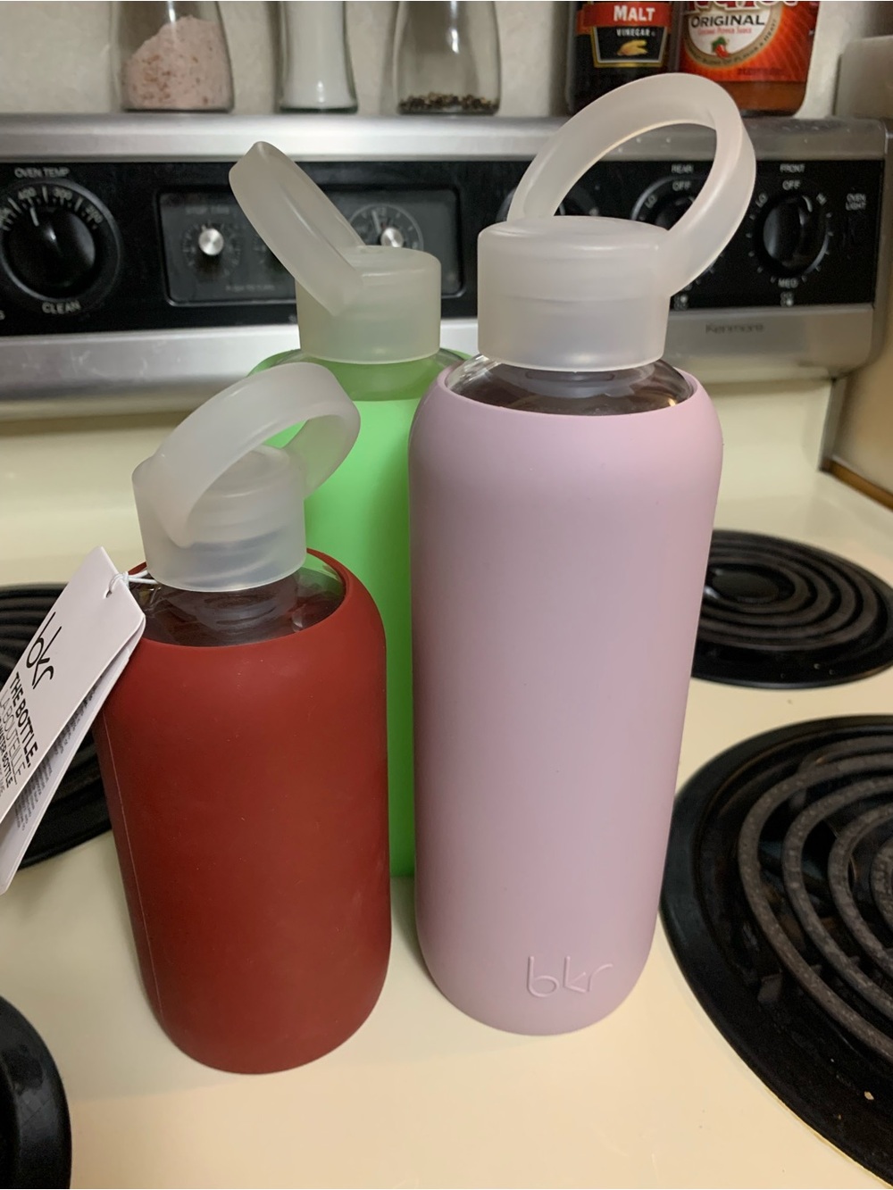Saint fluorescent green bkr Silicone Glass Water Bottle 32oz 1L - Picture 6 of 6
